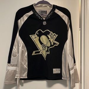 Reebok Women’s Pittsburgh Penguin jersey